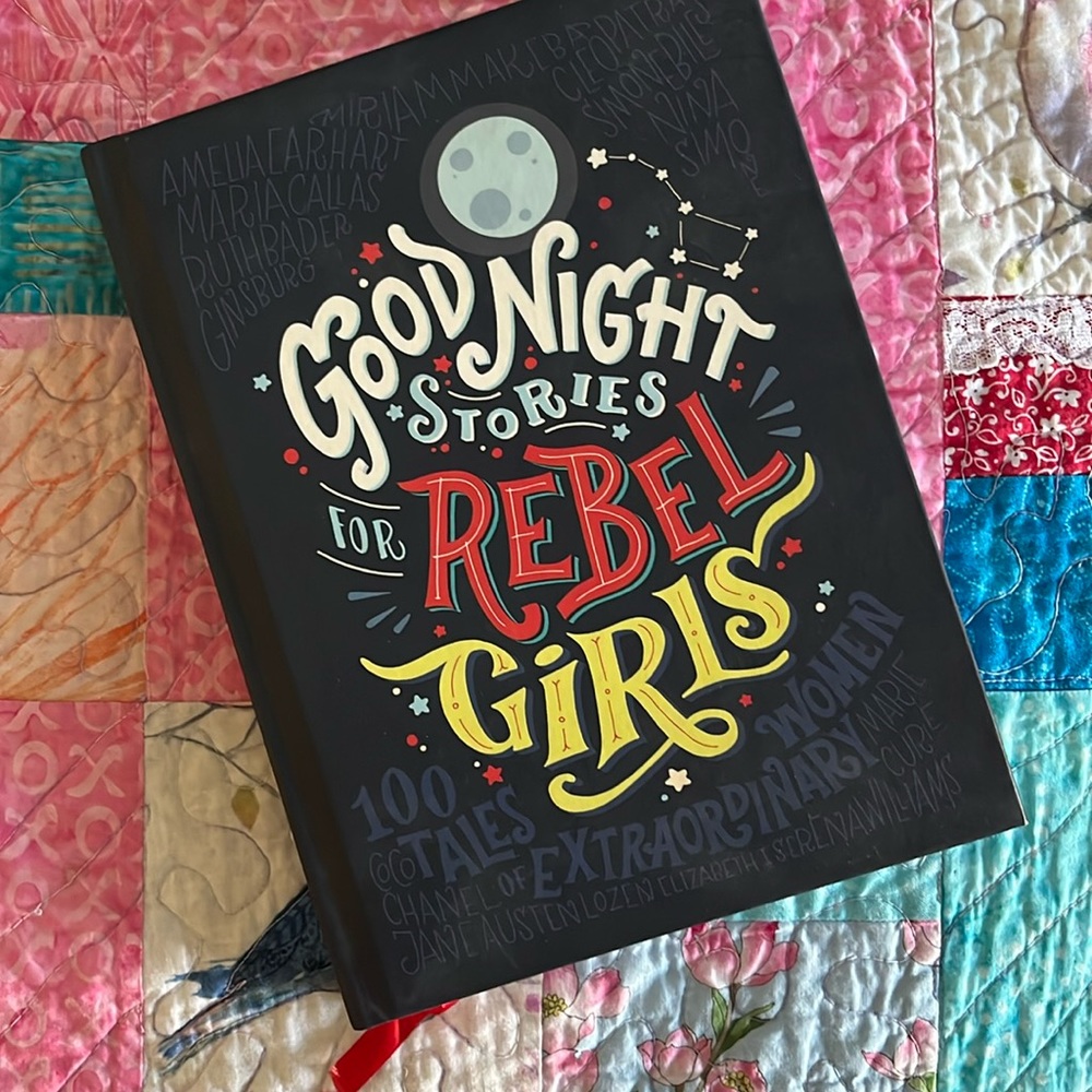 BOOK: Goodnight Stories for Rebel Girls